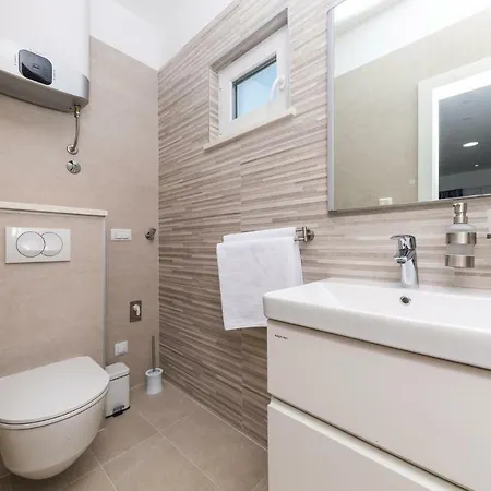 Dom wakacyjny Three-bedroom Holiday In